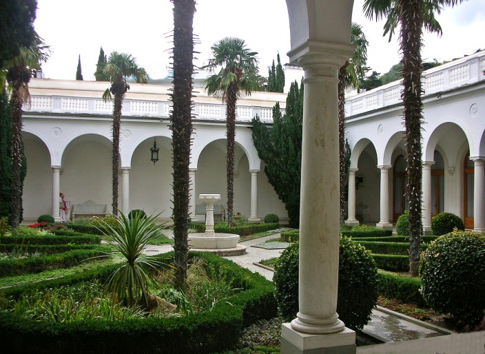 The Italian Courtyard
